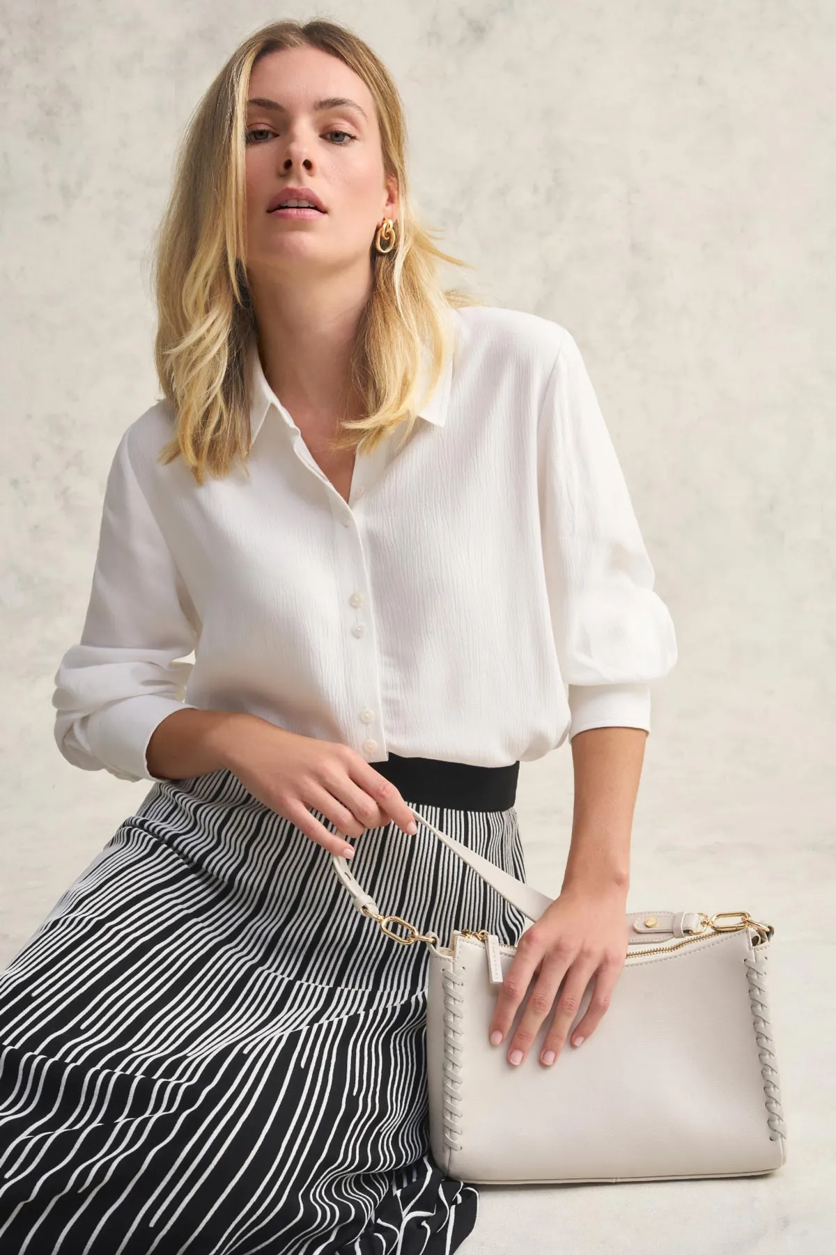 ARLA WOVEN HANDBAG